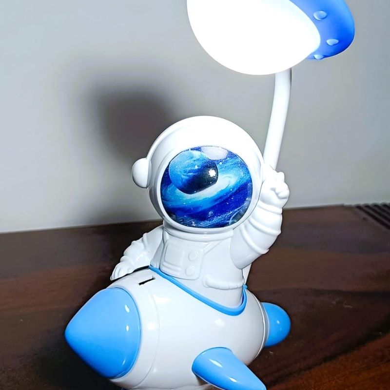 Astronaut Theme Rechargeable Desk Lamp – Kids & Students