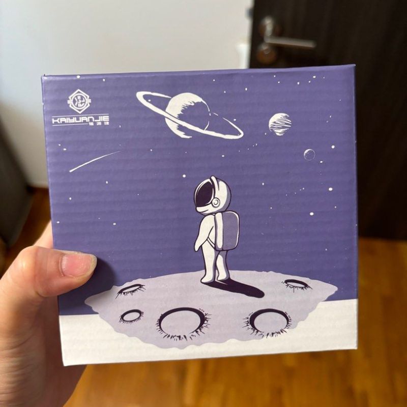 Decorative Astronaut Lamp – LED Space-Themed Night Light